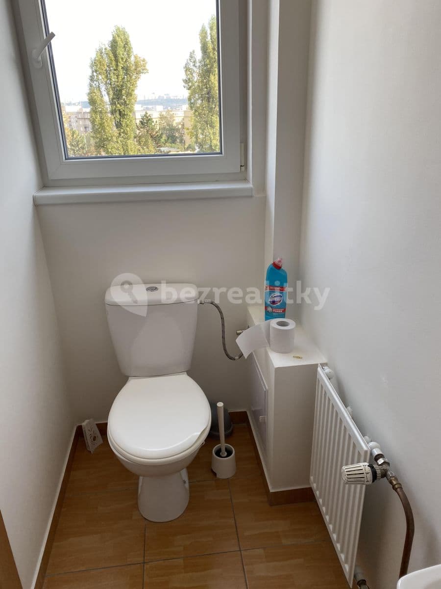 Studio flat to rent, 22 m², Buštěhradská, Prague, Prague Studio flat to rent, 22 m², Buštěhradská, Prague, Prague