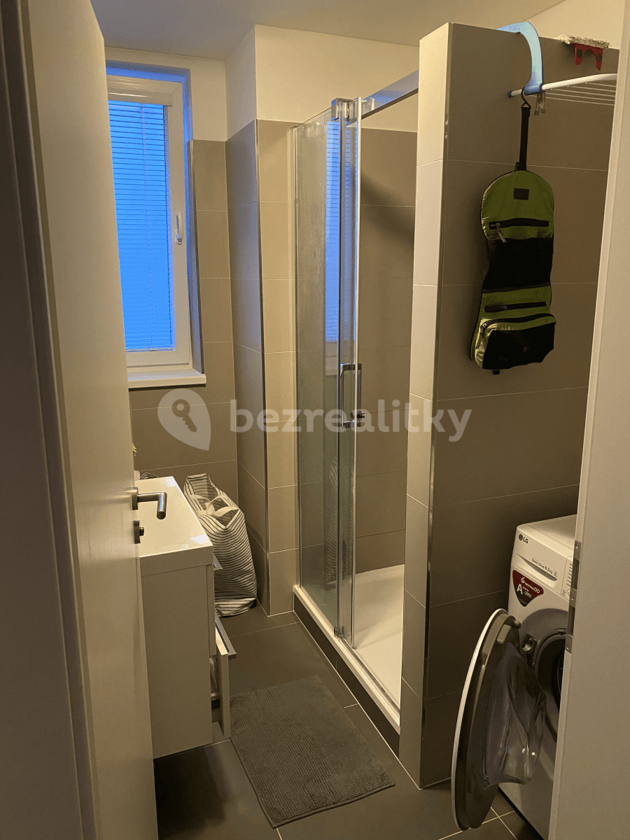 2 bedroom with open-plan kitchen flat to rent, 85 m², Štefánikova, Kralupy nad Vltavou, Středočeský Region 2 bedroom with open-plan kitchen flat to rent, 85 m², Štefánikova, Kralupy nad Vltavou, Středočeský Region