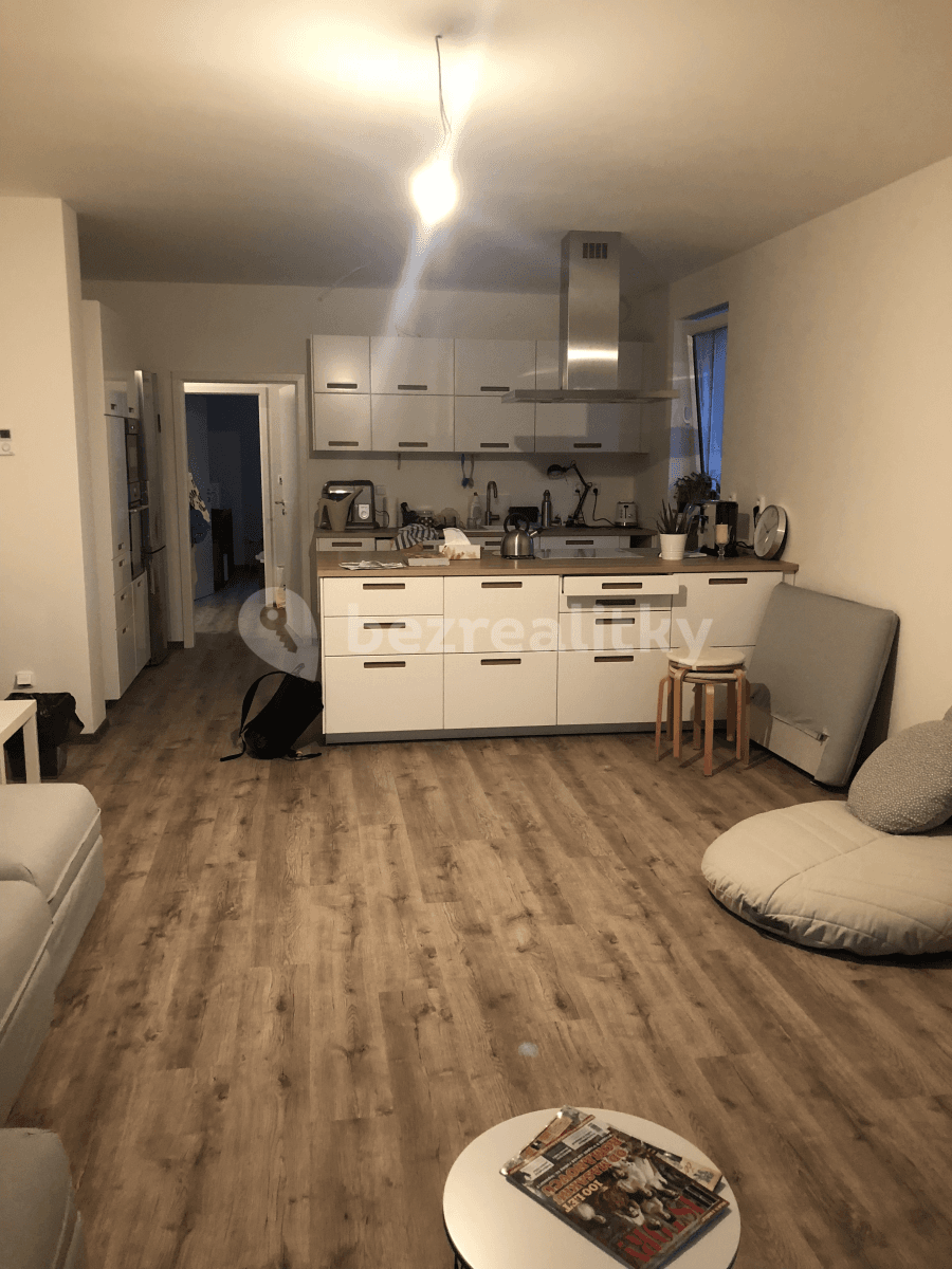 2 bedroom with open-plan kitchen flat to rent, 85 m², Štefánikova, Kralupy nad Vltavou, Středočeský Region 2 bedroom with open-plan kitchen flat to rent, 85 m², Štefánikova, Kralupy nad Vltavou, Středočeský Region