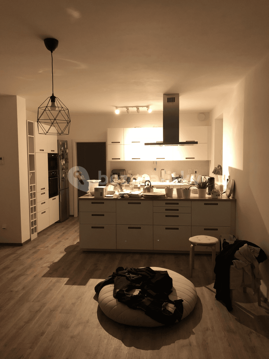 2 bedroom with open-plan kitchen flat to rent, 85 m², Štefánikova, Kralupy nad Vltavou, Středočeský Region 2 bedroom with open-plan kitchen flat to rent, 85 m², Štefánikova, Kralupy nad Vltavou, Středočeský Region