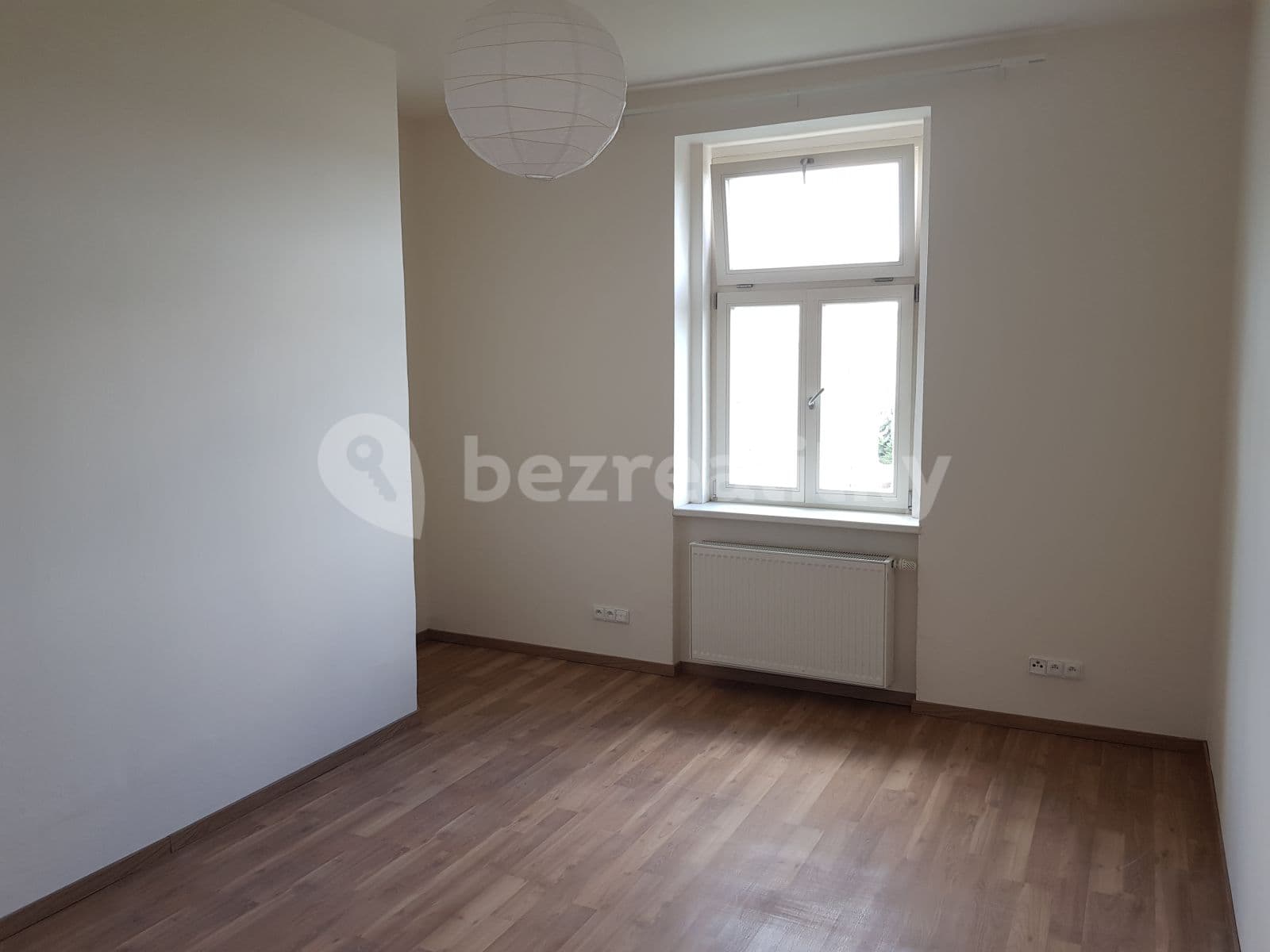 1 bedroom with open-plan kitchen flat to rent, 40 m², U Vinohradské nemocnice, Prague, Prague 1 bedroom with open-plan kitchen flat to rent, 40 m², U Vinohradské nemocnice, Prague, Prague