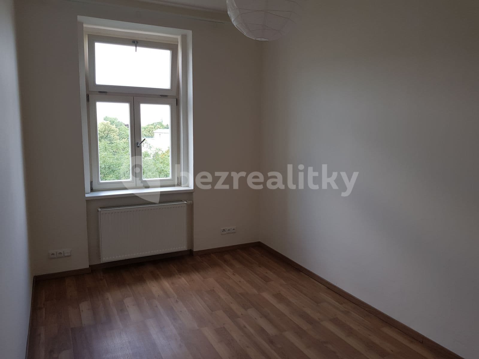 1 bedroom with open-plan kitchen flat to rent, 40 m², U Vinohradské nemocnice, Prague, Prague 1 bedroom with open-plan kitchen flat to rent, 40 m², U Vinohradské nemocnice, Prague, Prague