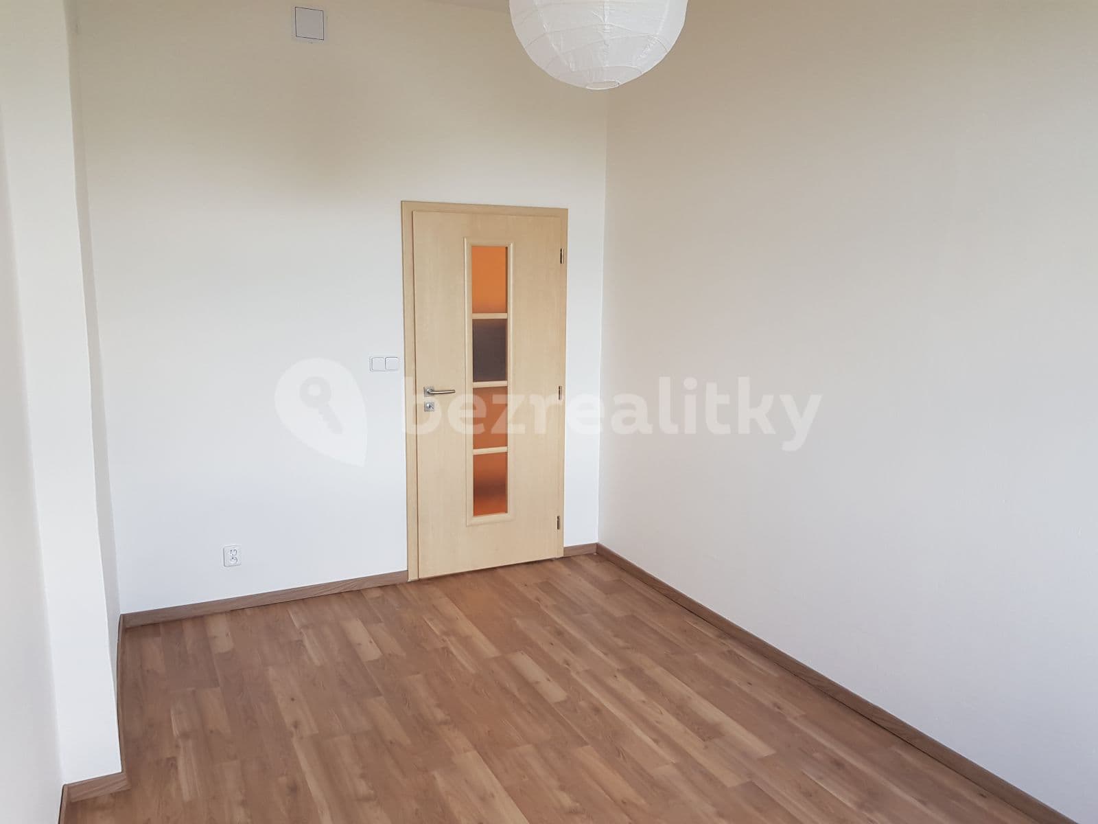 1 bedroom with open-plan kitchen flat to rent, 40 m², U Vinohradské nemocnice, Prague, Prague 1 bedroom with open-plan kitchen flat to rent, 40 m², U Vinohradské nemocnice, Prague, Prague
