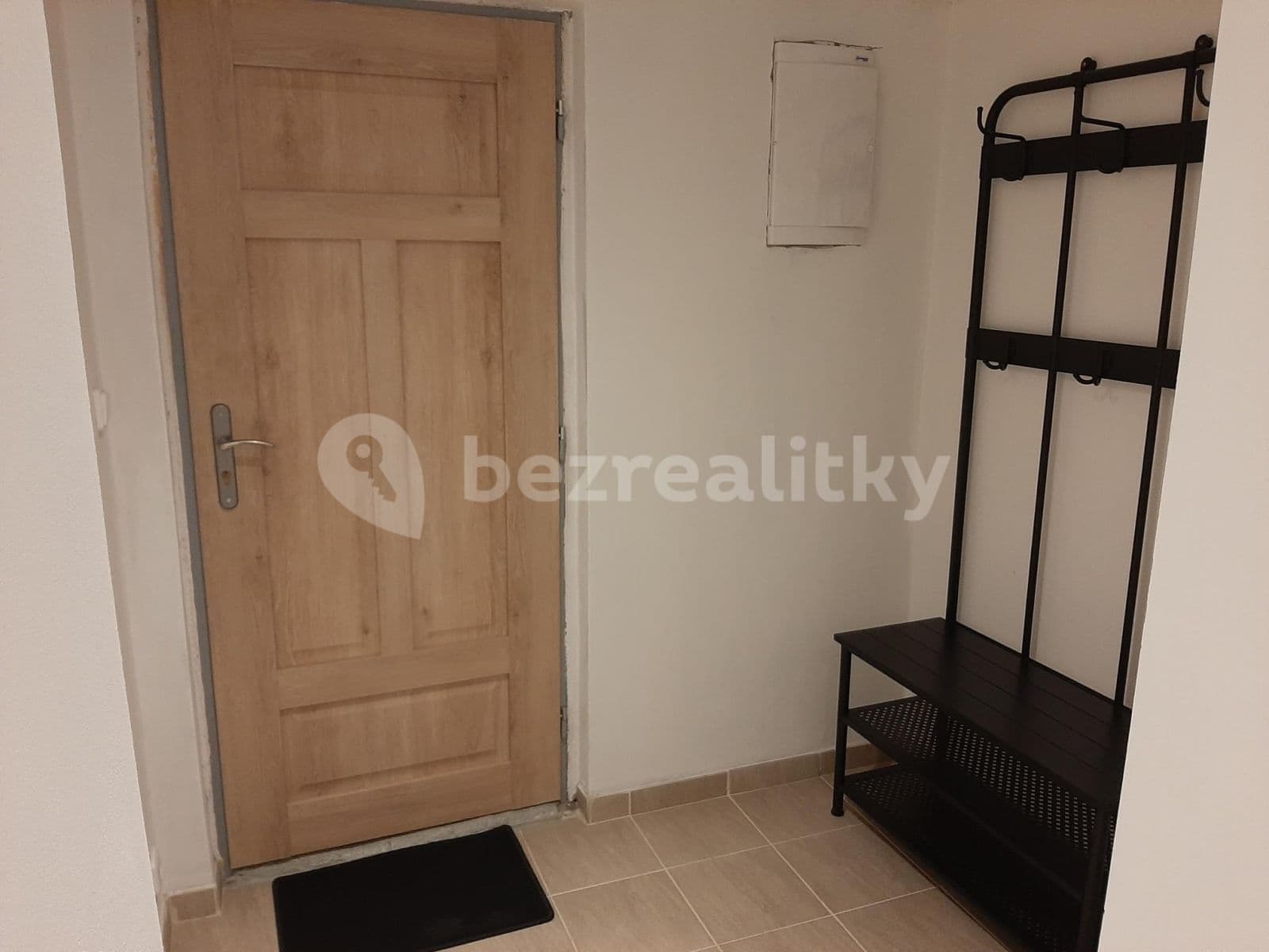1 bedroom with open-plan kitchen flat to rent, 45 m², Krále Jiřího, Český Brod, Středočeský Region 1 bedroom with open-plan kitchen flat to rent, 45 m², Krále Jiřího, Český Brod, Středočeský Region