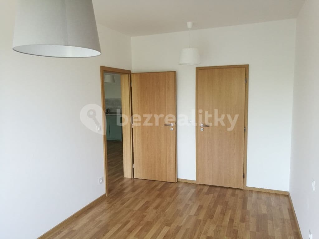 1 bedroom with open-plan kitchen flat to rent, 63 m², Zvěřinova, Prague, Prague 1 bedroom with open-plan kitchen flat to rent, 63 m², Zvěřinova, Prague, Prague