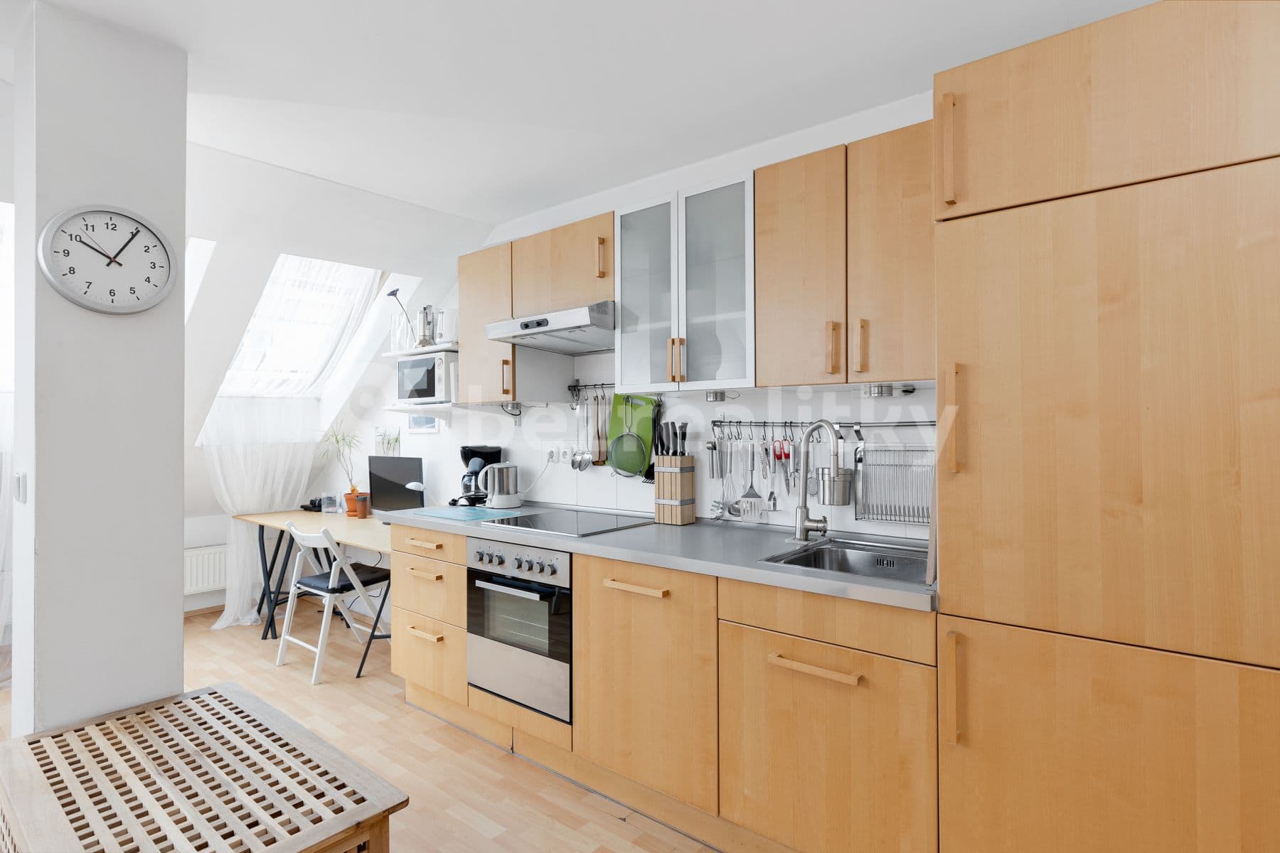 2 bedroom with open-plan kitchen flat to rent, 84 m², Matoušova, Prague, Prague 2 bedroom with open-plan kitchen flat to rent, 84 m², Matoušova, Prague, Prague