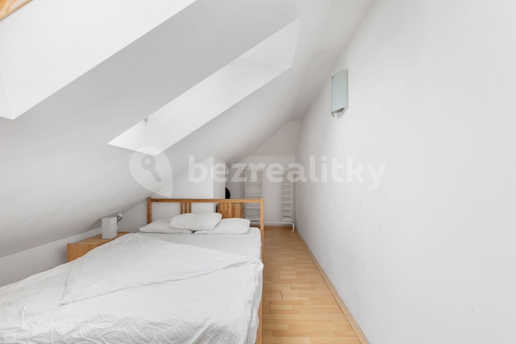 2 bedroom with open-plan kitchen flat to rent, 84 m², Matoušova, Prague, Prague 2 bedroom with open-plan kitchen flat to rent, 84 m², Matoušova, Prague, Prague