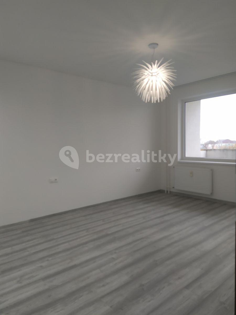 2 bedroom flat for sale, 72 m², Lesní, Milovice, Středočeský Region