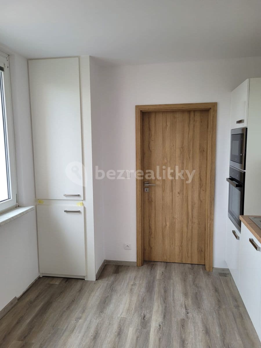 3 bedroom flat to rent, 61 m², Horská, Rožnov pod Radhoštěm, Zlínský Region 3 bedroom flat to rent, 61 m², Horská, Rožnov pod Radhoštěm, Zlínský Region