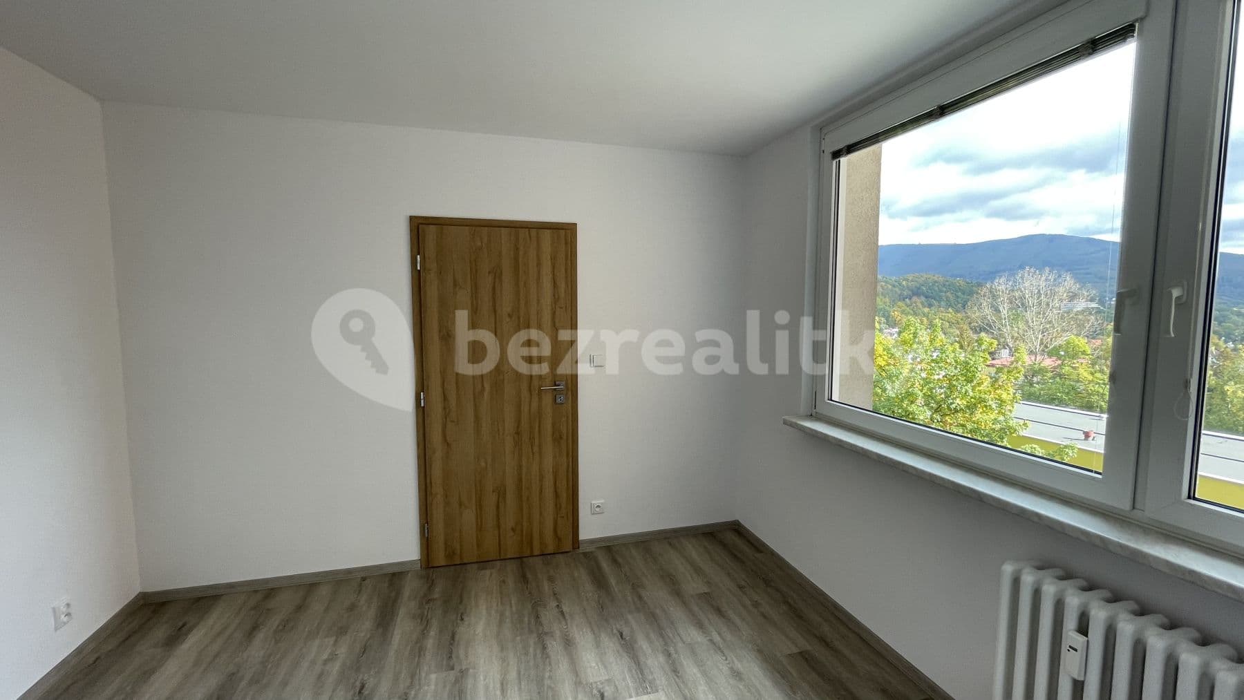 3 bedroom flat to rent, 61 m², Horská, Rožnov pod Radhoštěm, Zlínský Region 3 bedroom flat to rent, 61 m², Horská, Rožnov pod Radhoštěm, Zlínský Region