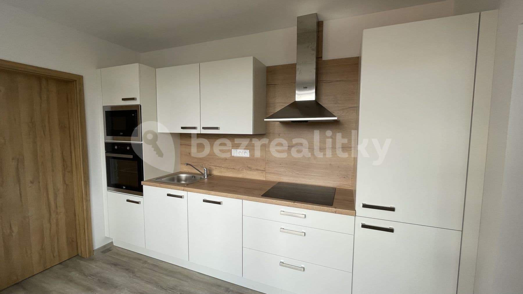 3 bedroom flat to rent, 61 m², Horská, Rožnov pod Radhoštěm, Zlínský Region 3 bedroom flat to rent, 61 m², Horská, Rožnov pod Radhoštěm, Zlínský Region