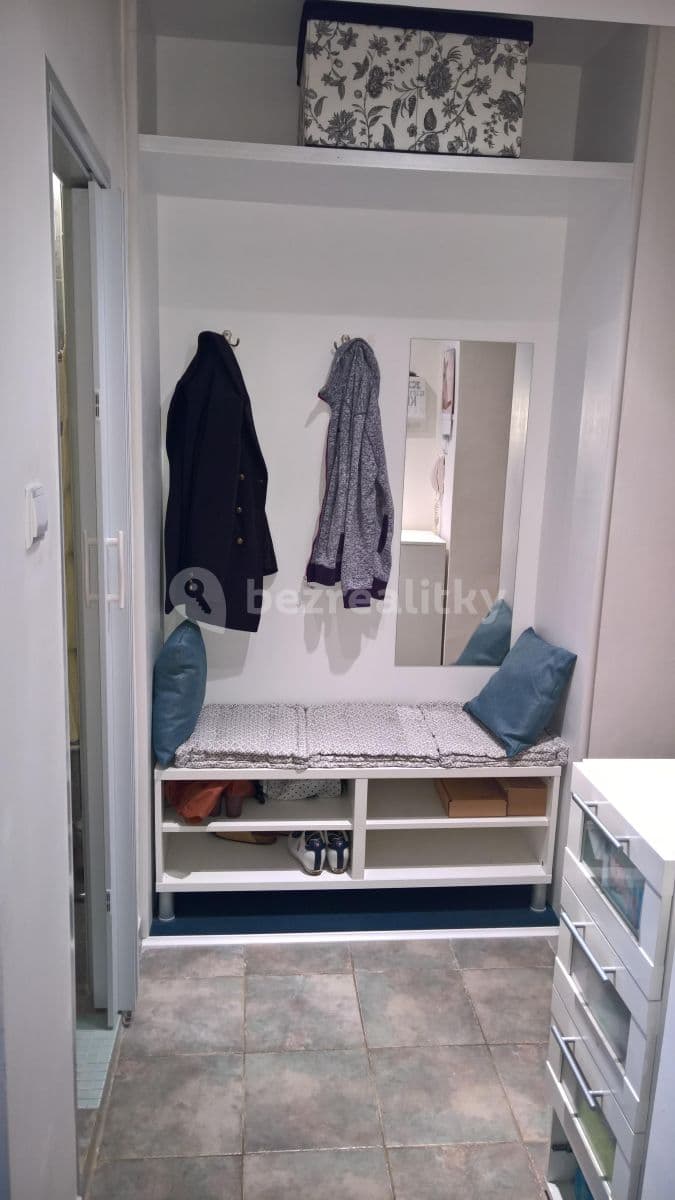 Small studio flat to rent, 28 m², Měchenická, Prague, Prague Small studio flat to rent, 28 m², Měchenická, Prague, Prague