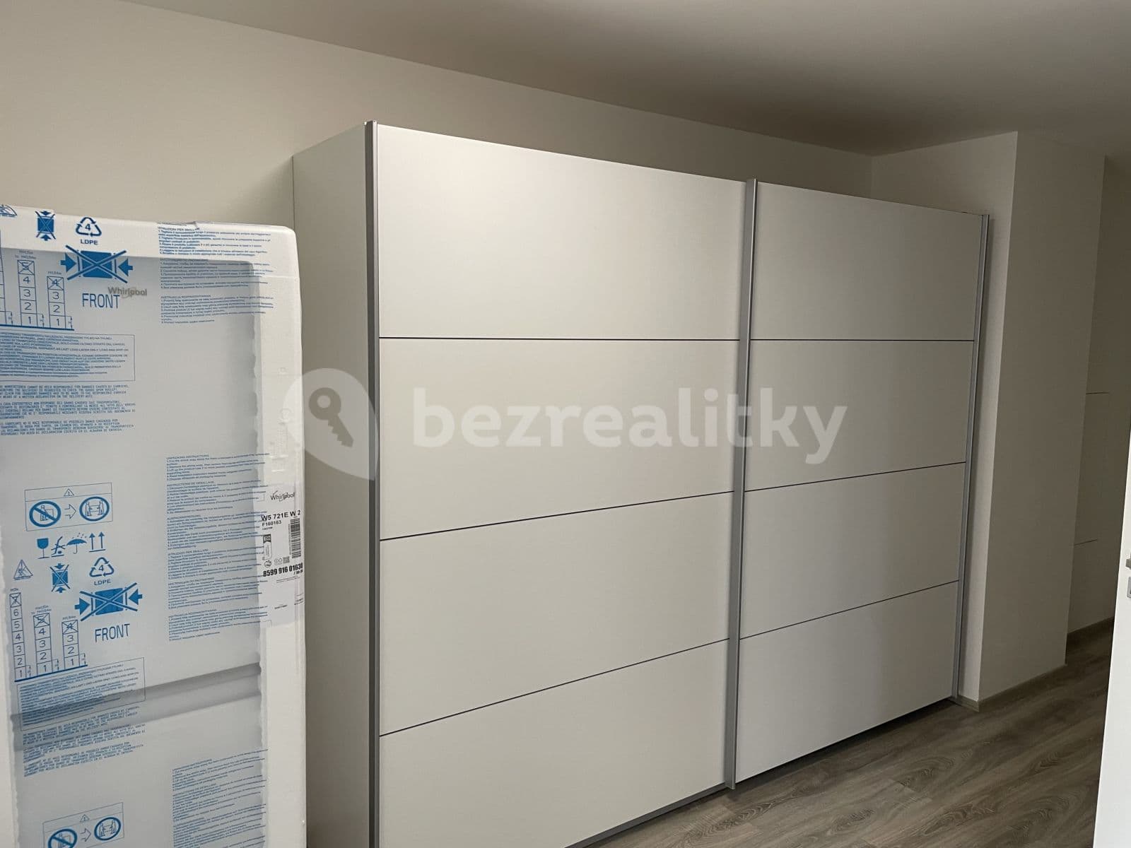 1 bedroom with open-plan kitchen flat to rent, 60 m², Na Parkáně, Beroun, Středočeský Region 1 bedroom with open-plan kitchen flat to rent, 60 m², Na Parkáně, Beroun, Středočeský Region
