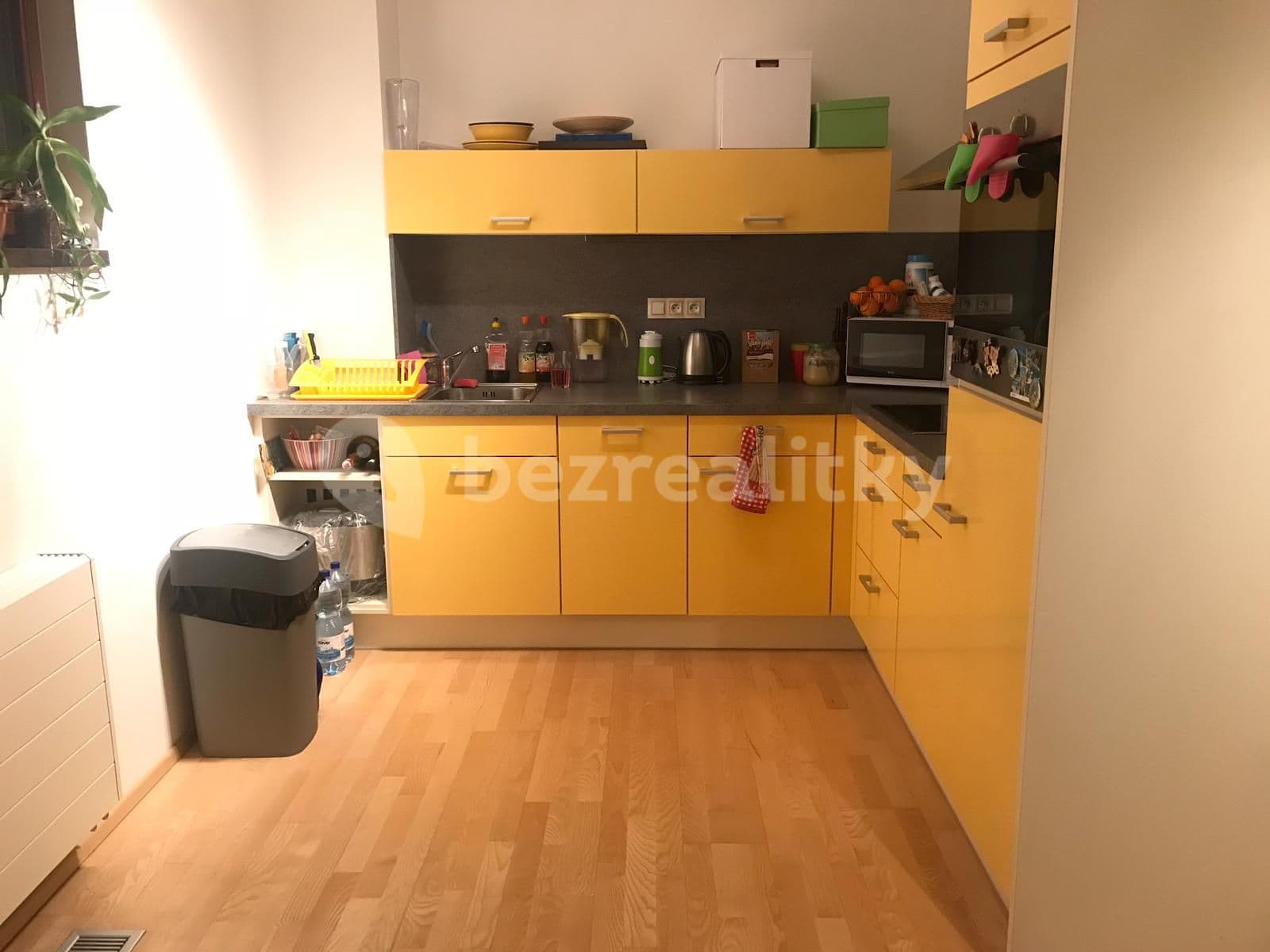 1 bedroom with open-plan kitchen flat to rent, 59 m², Loosova, Prague, Prague 1 bedroom with open-plan kitchen flat to rent, 59 m², Loosova, Prague, Prague