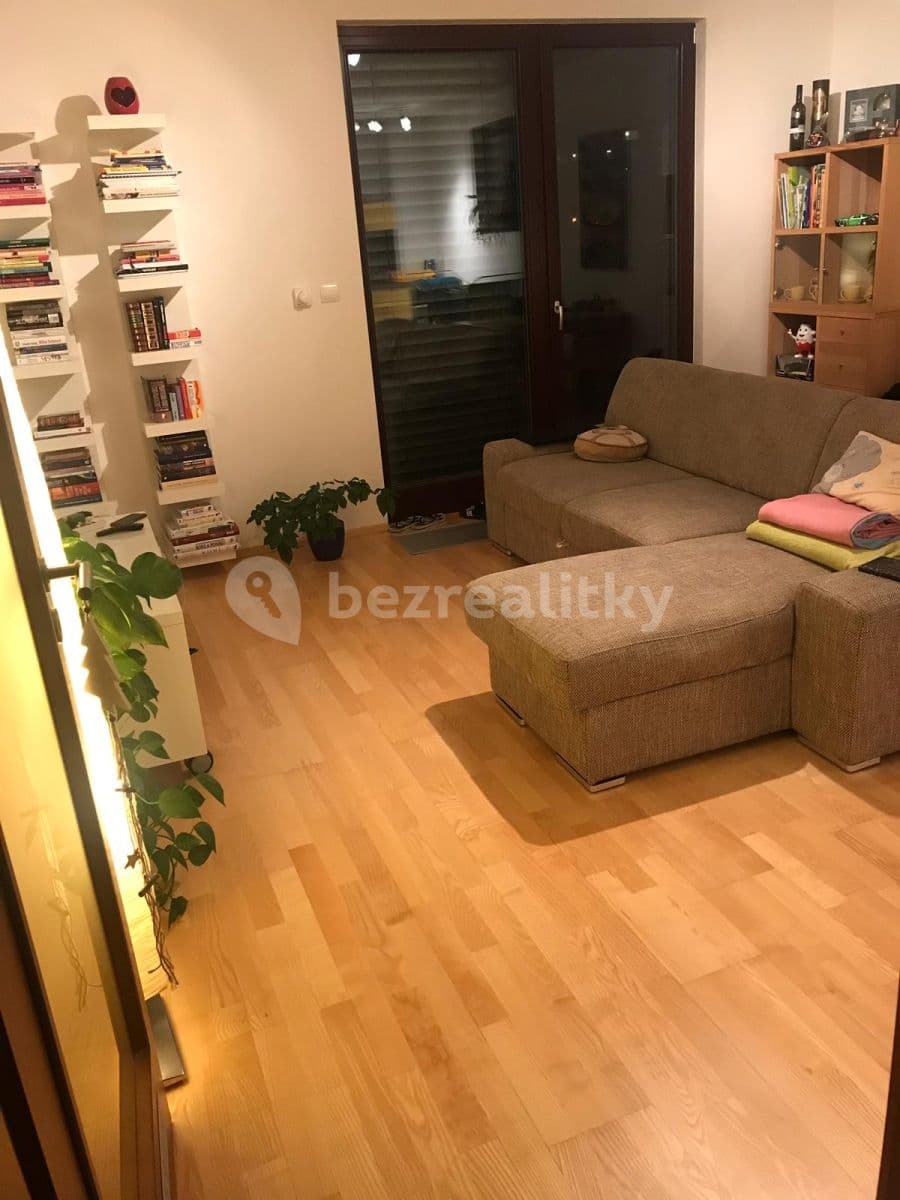 1 bedroom with open-plan kitchen flat to rent, 59 m², Loosova, Prague, Prague 1 bedroom with open-plan kitchen flat to rent, 59 m², Loosova, Prague, Prague