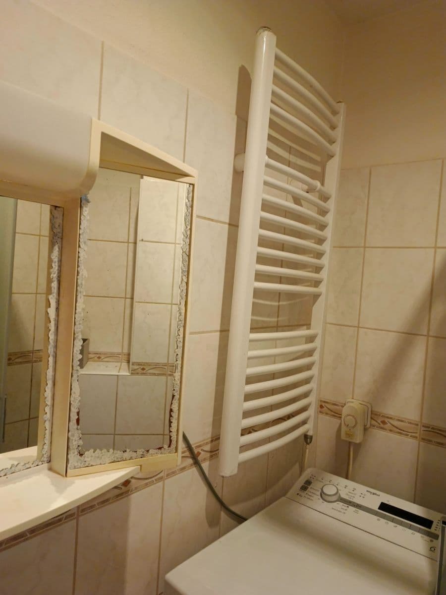 Small studio flat to rent, 35 m², Nad Šutkou, Prague, Prague Small studio flat to rent, 35 m², Nad Šutkou, Prague, Prague