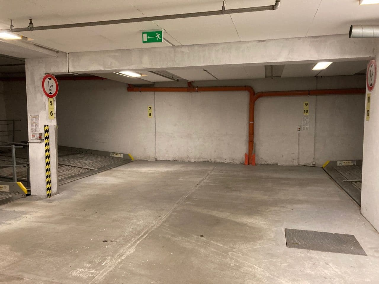 garage to rent, 12 m², Adamova, Prague, Prague garage to rent, 12 m², Adamova, Prague, Prague