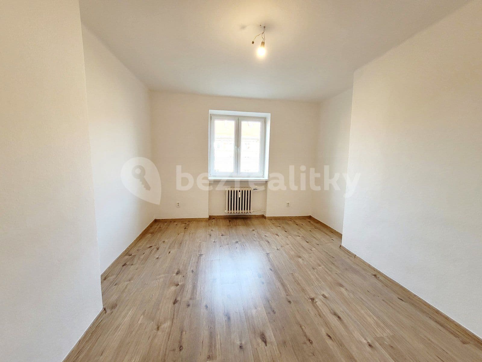 2 bedroom flat to rent, 63 m², Hlavní třída, Havířov, Moravskoslezský Region