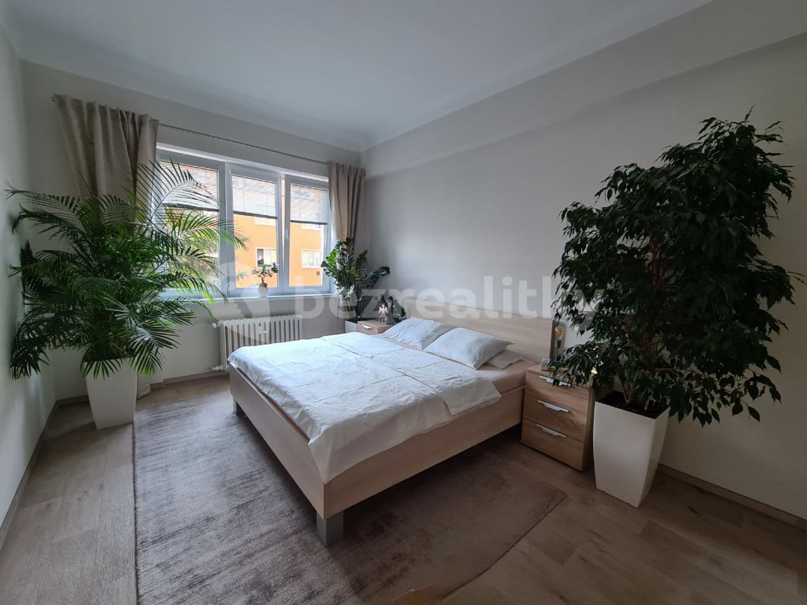 2 bedroom with open-plan kitchen flat to rent, 74 m², Počátecká, Prague, Prague 2 bedroom with open-plan kitchen flat to rent, 74 m², Počátecká, Prague, Prague
