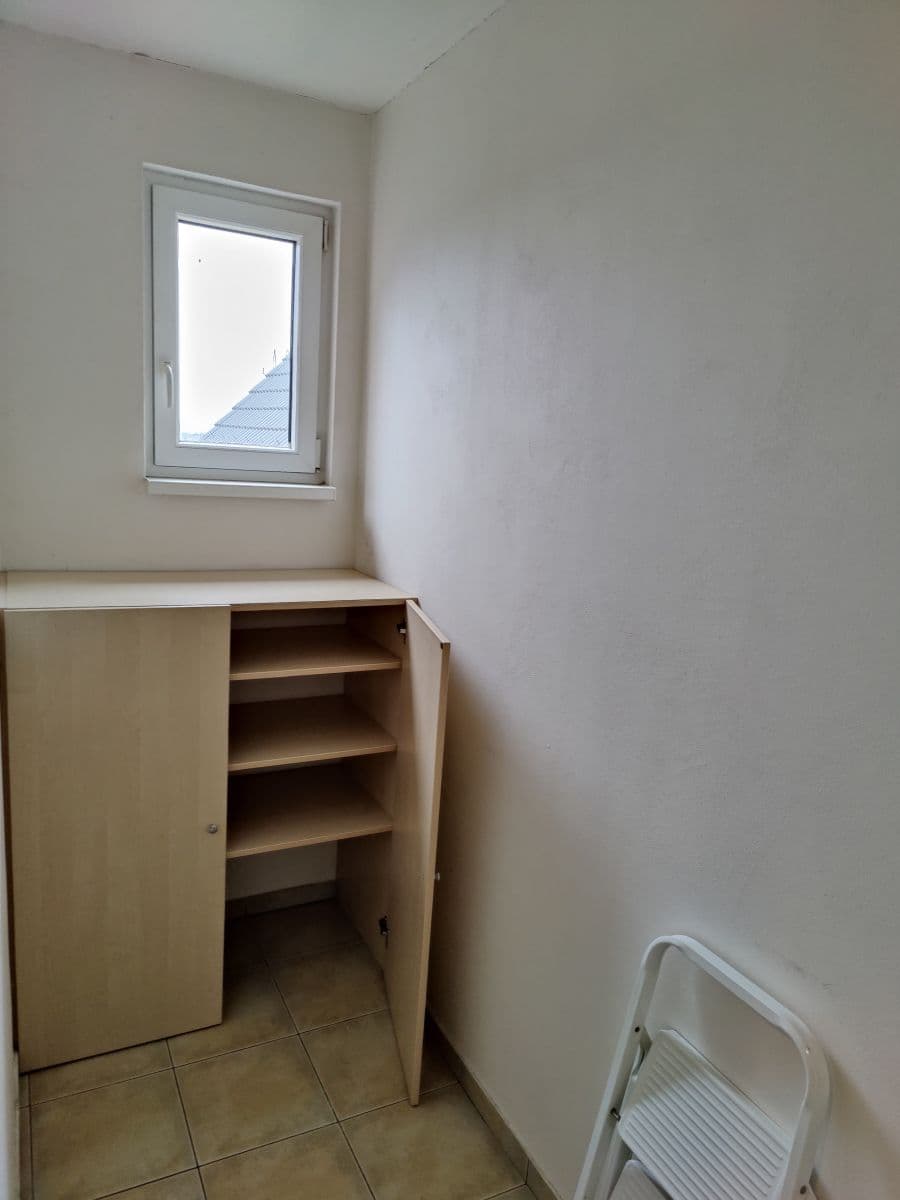 1 bedroom flat to rent, 52 m², U Školky, Nupaky, Středočeský Region 1 bedroom flat to rent, 52 m², U Školky, Nupaky, Středočeský Region