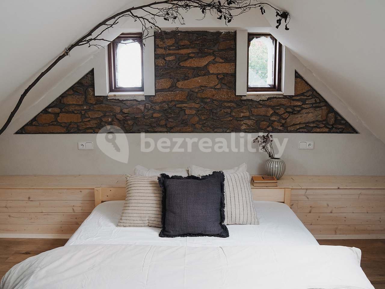 recreational property to rent, 0 m², Vrchotovy Janovice, Středočeský Region recreational property to rent, 0 m², Vrchotovy Janovice, Středočeský Region