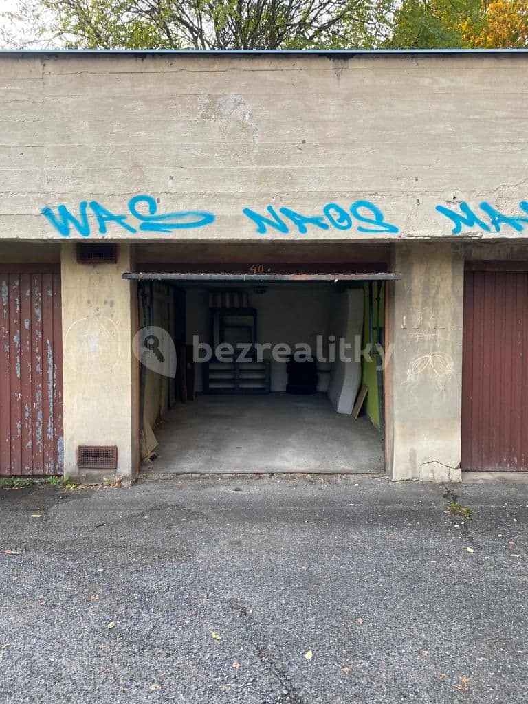 garage to rent, 16 m², Prague, Prague