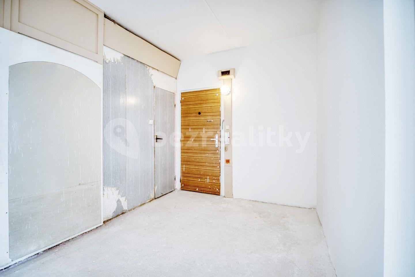 3 bedroom flat for sale, 76 m², Kamenná, Chomutov, Ústecký Region