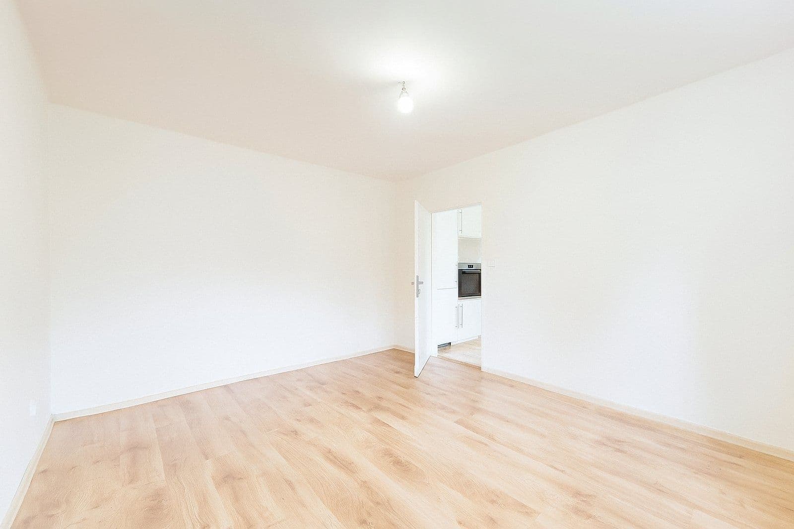 4 bedroom flat to rent, 82 m², Na Nábřeží, Havířov, Moravskoslezský Region 4 bedroom flat to rent, 82 m², Na Nábřeží, Havířov, Moravskoslezský Region