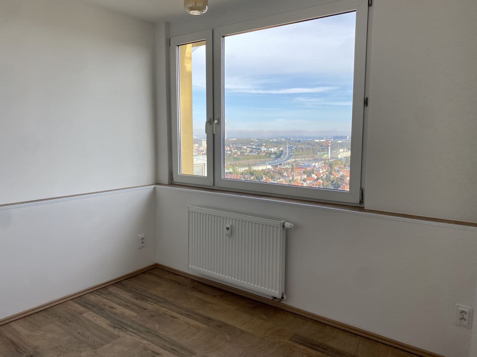 1 bedroom with open-plan kitchen flat to rent, 38 m², Jabloňová, Prague, Prague 1 bedroom with open-plan kitchen flat to rent, 38 m², Jabloňová, Prague, Prague