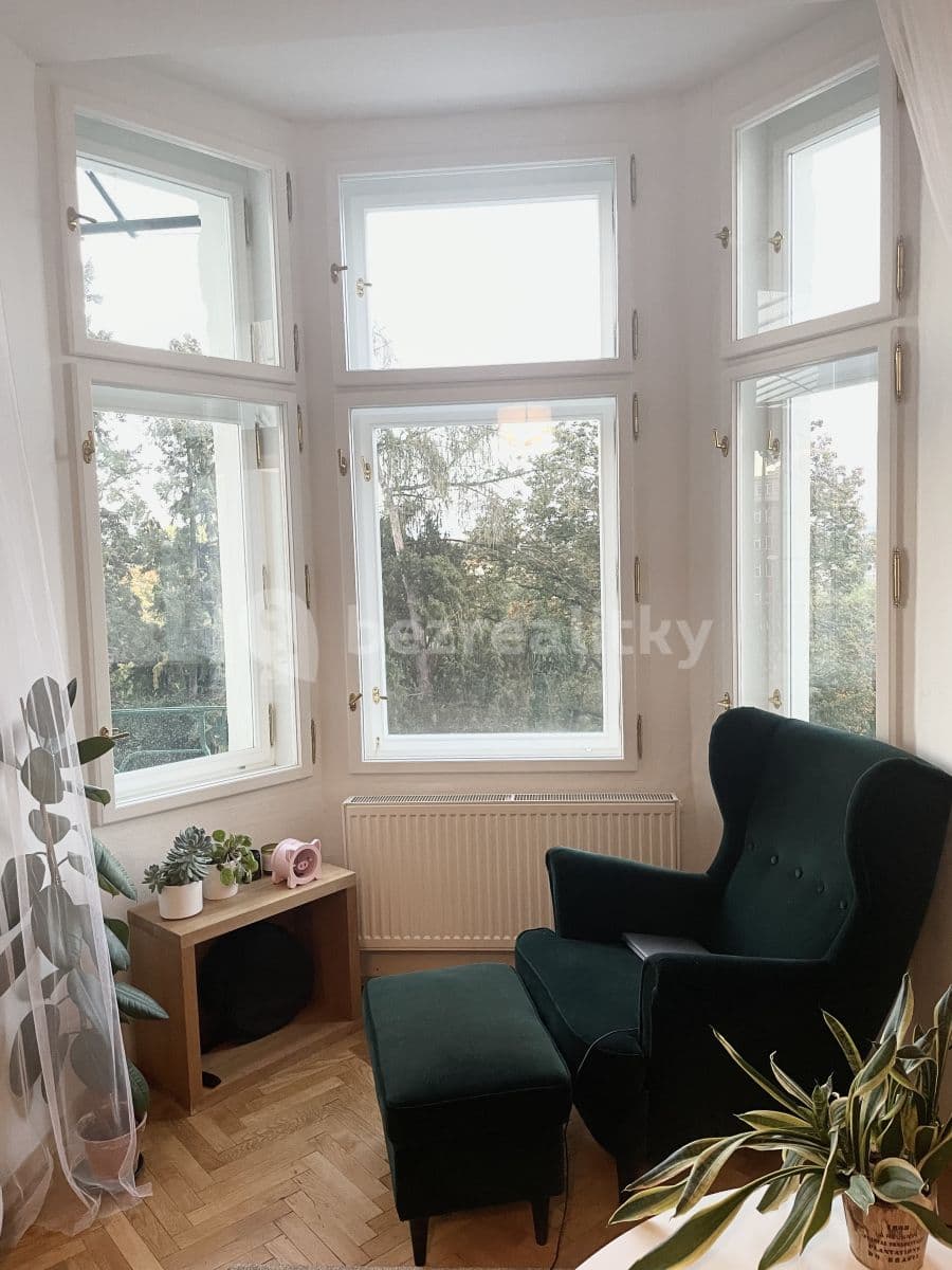 4 bedroom flat to rent, 135 m², U Havlíčkových sadů, Prague, Prague 4 bedroom flat to rent, 135 m², U Havlíčkových sadů, Prague, Prague