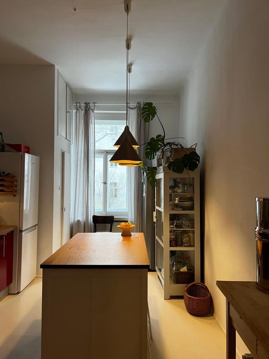 4 bedroom flat to rent, 135 m², U Havlíčkových sadů, Prague, Prague 4 bedroom flat to rent, 135 m², U Havlíčkových sadů, Prague, Prague