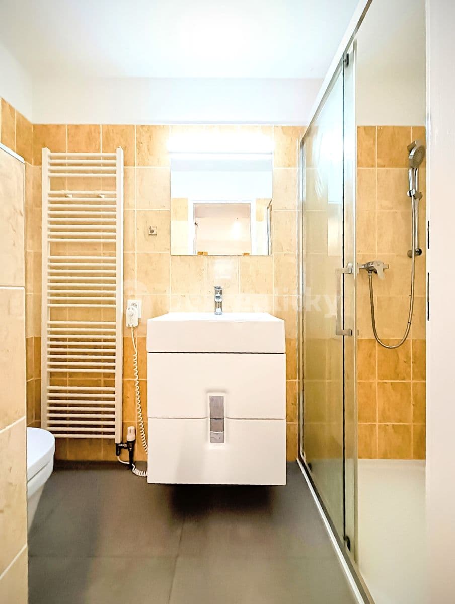 Studio flat to rent, 27 m², U Albrechtova vrchu, Prague, Prague Studio flat to rent, 27 m², U Albrechtova vrchu, Prague, Prague