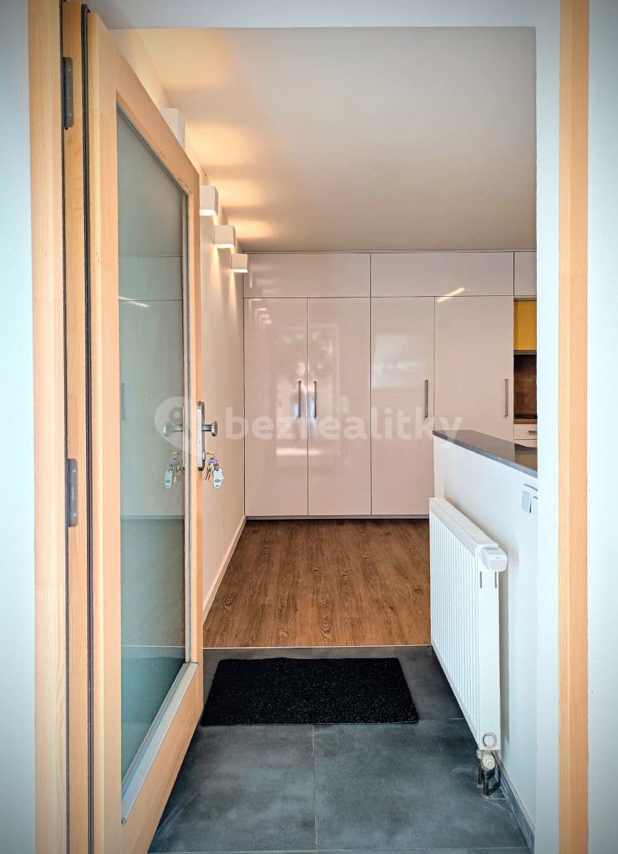 Studio flat to rent, 27 m², U Albrechtova vrchu, Prague, Prague Studio flat to rent, 27 m², U Albrechtova vrchu, Prague, Prague