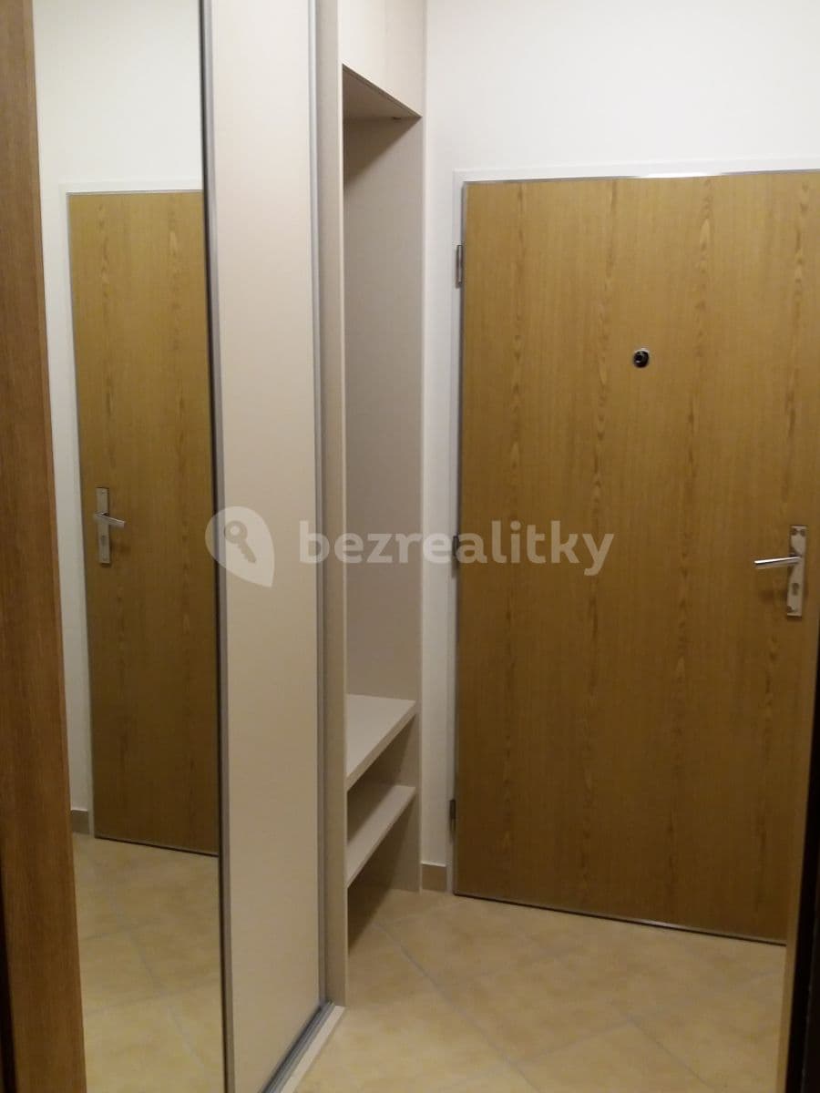 Studio flat to rent, 30 m², Hlučkova, Prague, Prague Studio flat to rent, 30 m², Hlučkova, Prague, Prague