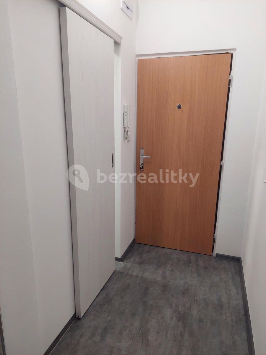 Small studio flat to rent, 20 m², Tyršova, Chodov, Karlovarský Region Small studio flat to rent, 20 m², Tyršova, Chodov, Karlovarský Region