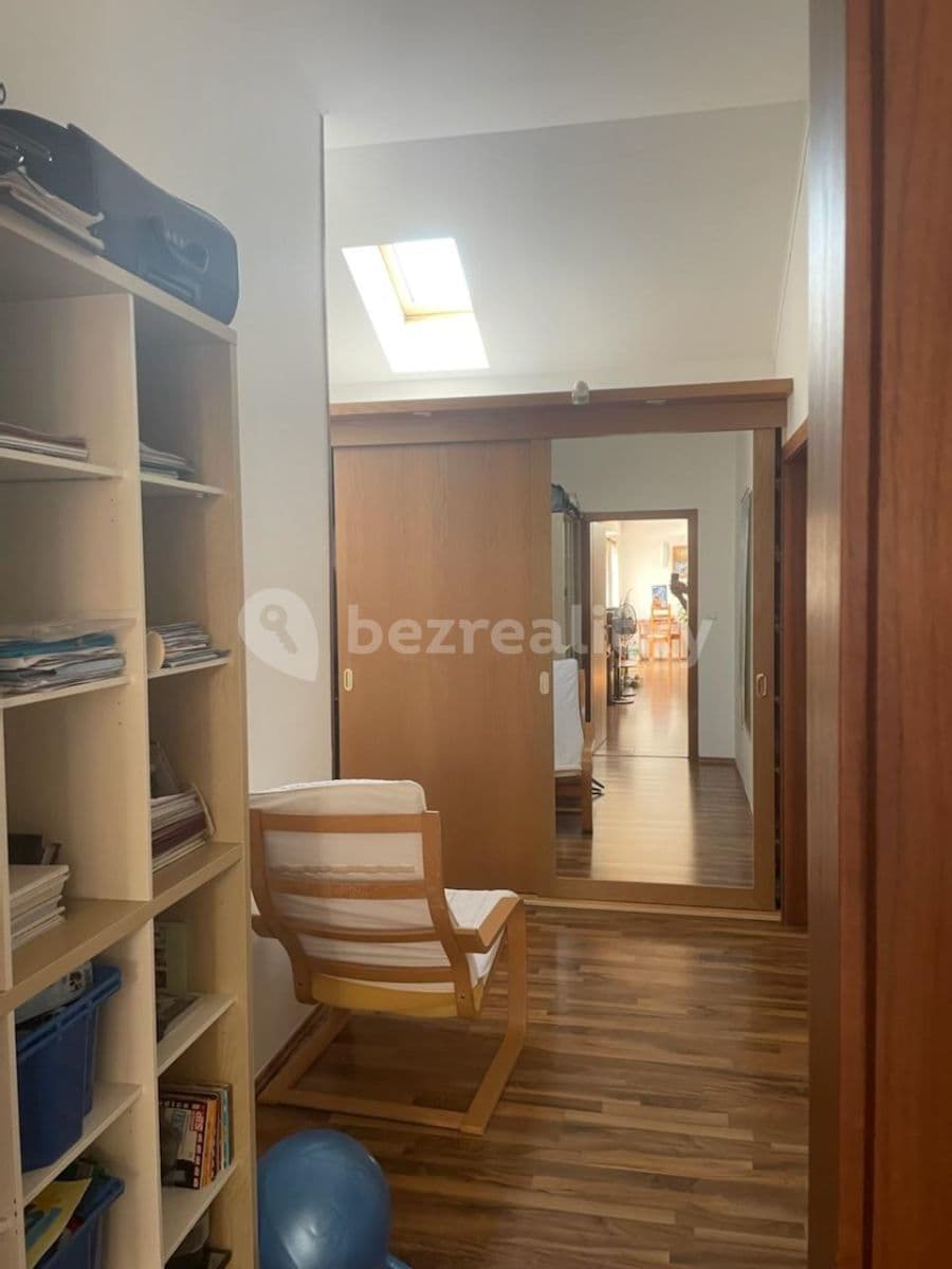 house to rent, 180 m², Na Výsluní, Králův Dvůr, Středočeský Region house to rent, 180 m², Na Výsluní, Králův Dvůr, Středočeský Region