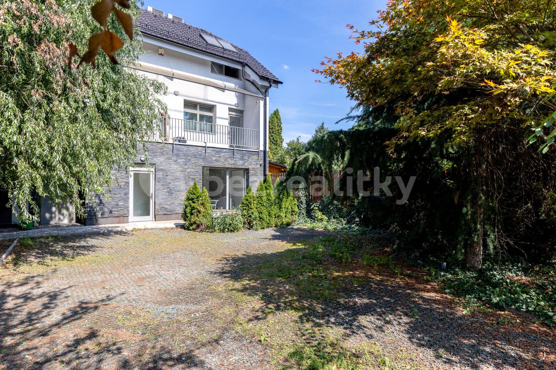 2 bedroom with open-plan kitchen flat to rent, 92 m², Vojtěšská, Neratovice, Středočeský Region 2 bedroom with open-plan kitchen flat to rent, 92 m², Vojtěšská, Neratovice, Středočeský Region