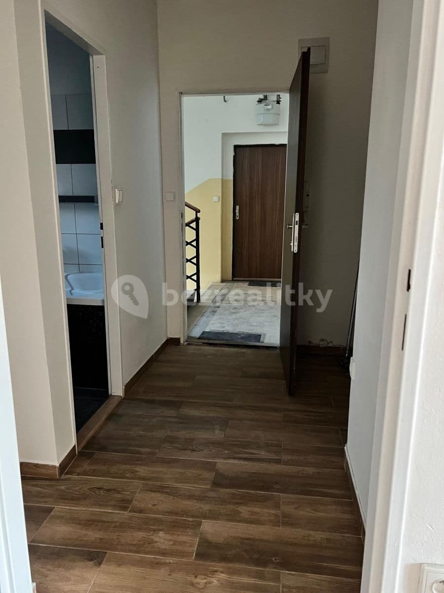 1 bedroom flat to rent, 45 m², 28. října, Ostrava, Moravskoslezský Region 1 bedroom flat to rent, 45 m², 28. října, Ostrava, Moravskoslezský Region