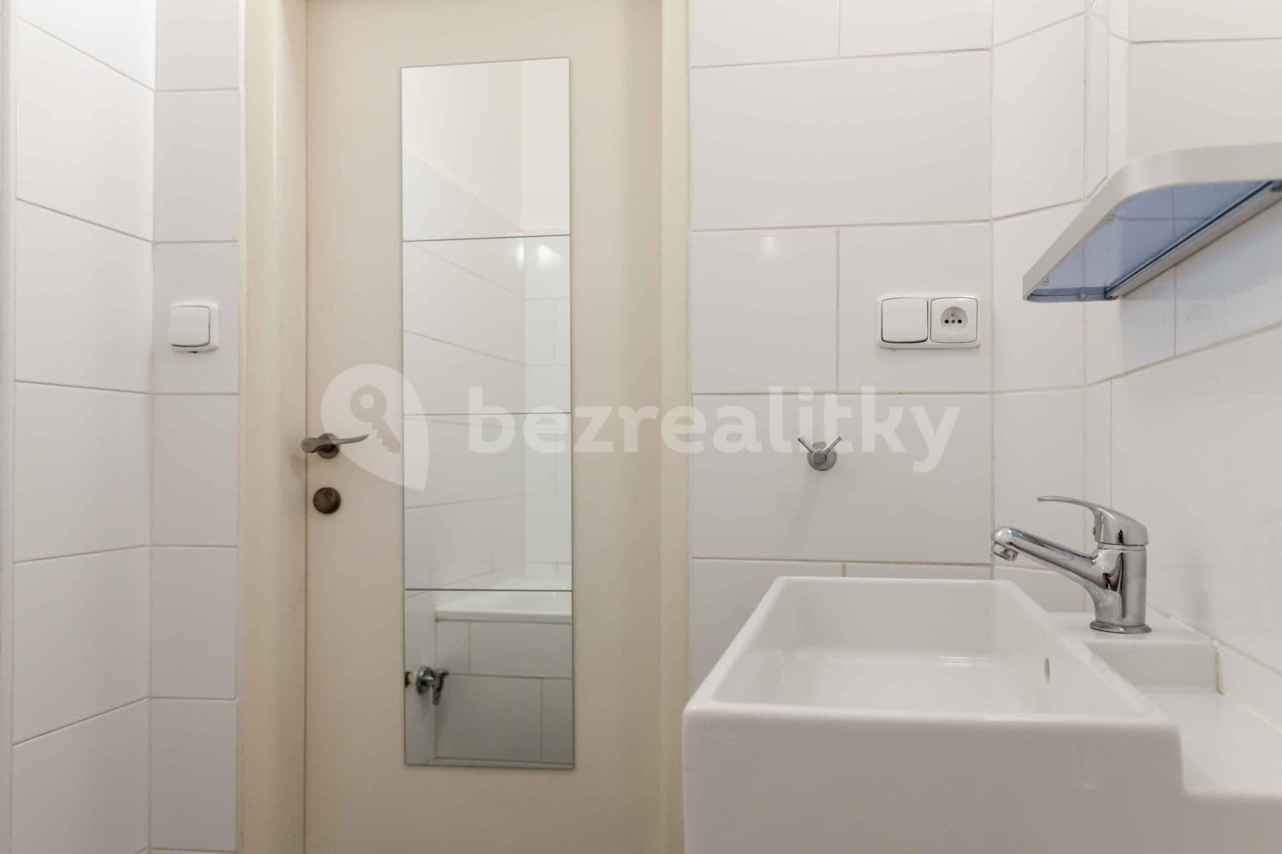 2 bedroom flat to rent, 48 m², Ondříčkova, Prague, Prague 2 bedroom flat to rent, 48 m², Ondříčkova, Prague, Prague