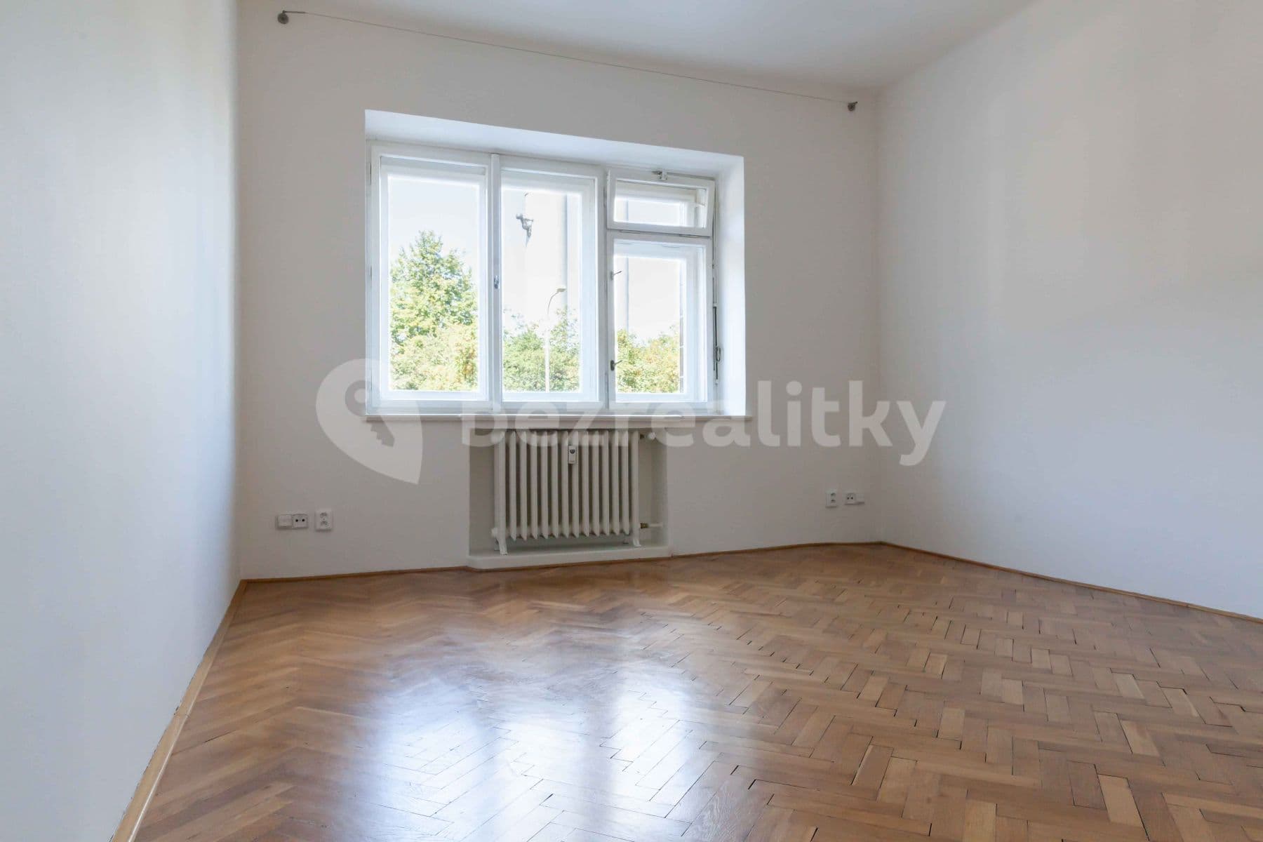 2 bedroom flat to rent, 48 m², Ondříčkova, Prague, Prague 2 bedroom flat to rent, 48 m², Ondříčkova, Prague, Prague