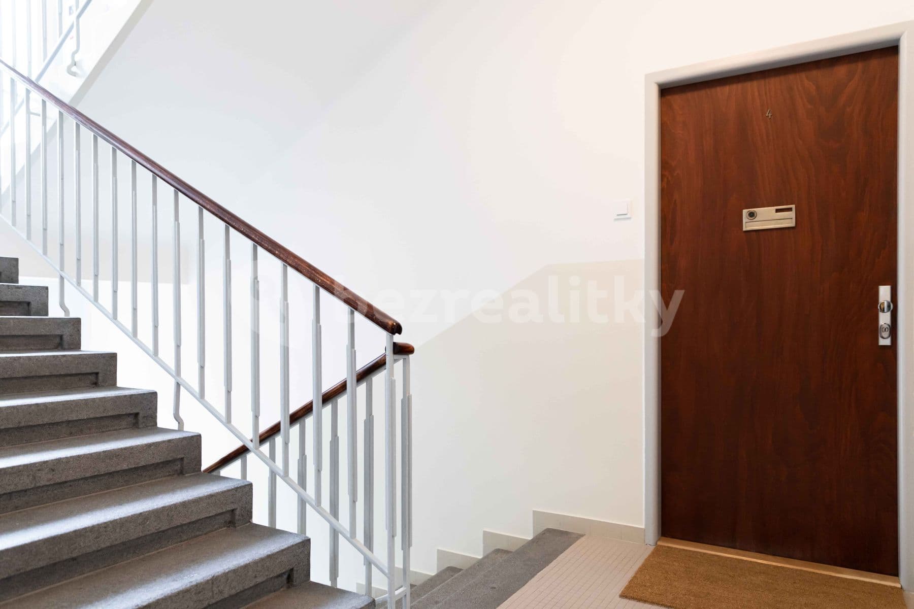 2 bedroom flat to rent, 48 m², Ondříčkova, Prague, Prague 2 bedroom flat to rent, 48 m², Ondříčkova, Prague, Prague