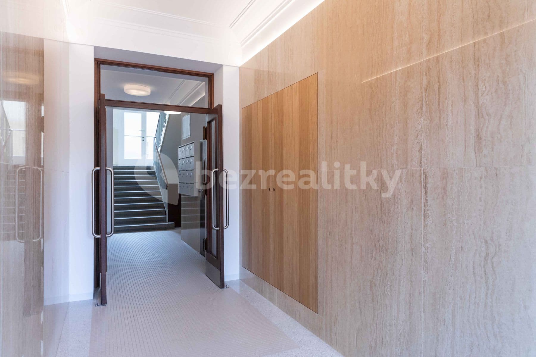 2 bedroom flat to rent, 48 m², Ondříčkova, Prague, Prague 2 bedroom flat to rent, 48 m², Ondříčkova, Prague, Prague