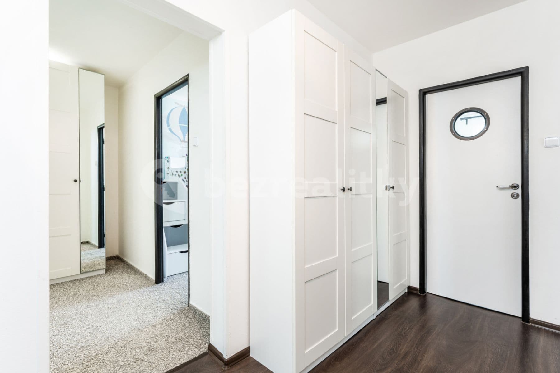 2 bedroom with open-plan kitchen flat to rent, 63 m², Mendelova, Prague, Prague 2 bedroom with open-plan kitchen flat to rent, 63 m², Mendelova, Prague, Prague