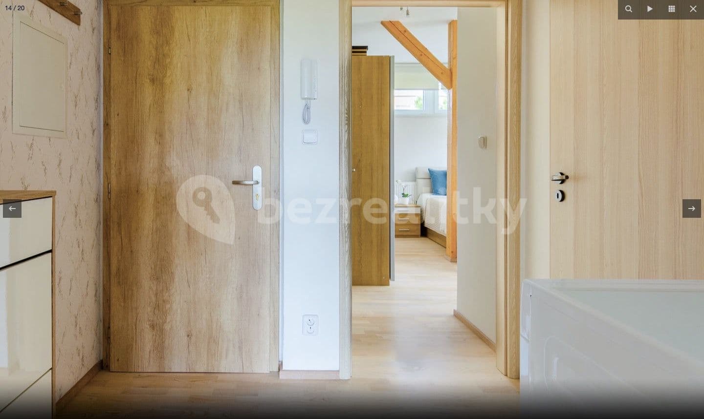 1 bedroom with open-plan kitchen flat to rent, 47 m², Prusická, Prague, Prague 1 bedroom with open-plan kitchen flat to rent, 47 m², Prusická, Prague, Prague