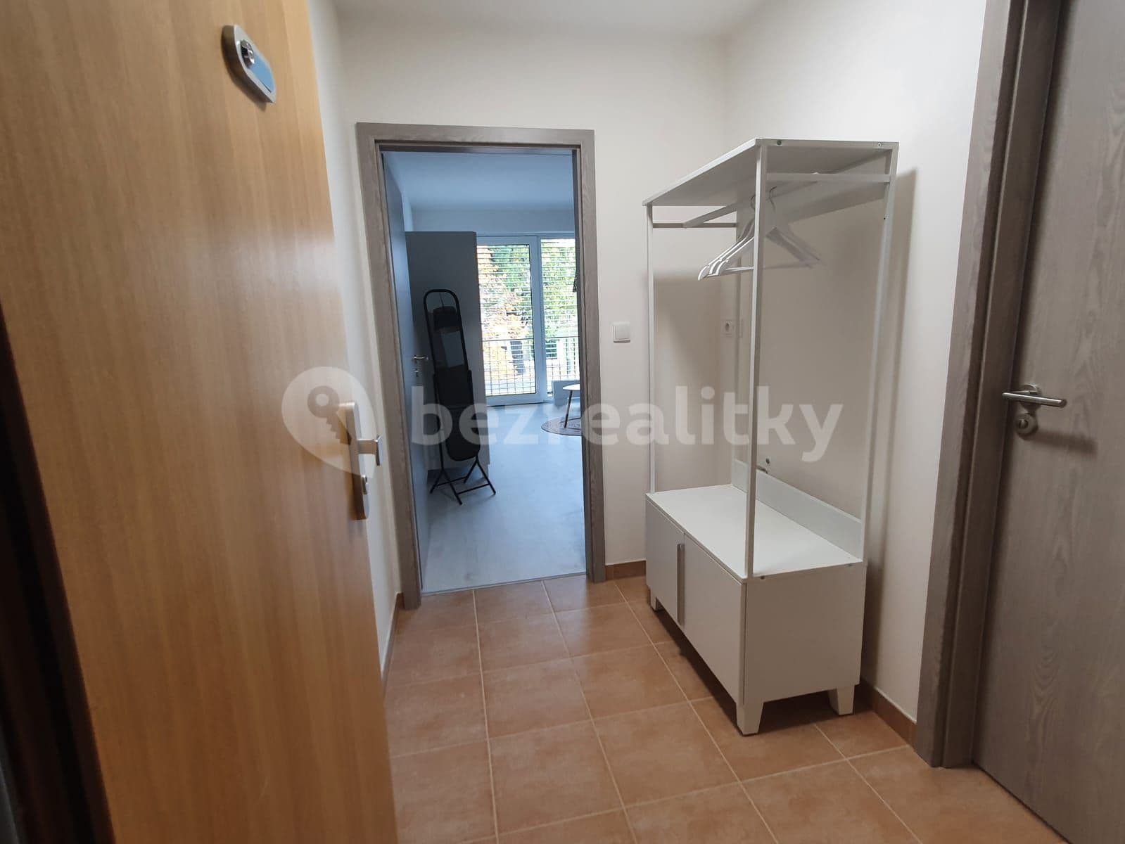 Studio flat to rent, 31 m², U Nového dvora, Prague, Prague Studio flat to rent, 31 m², U Nového dvora, Prague, Prague
