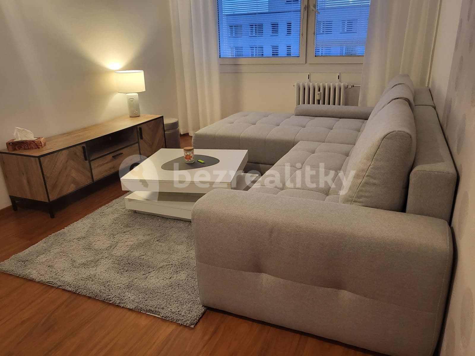 1 bedroom with open-plan kitchen flat to rent, 43 m², Tatarkova, Prague, Prague 1 bedroom with open-plan kitchen flat to rent, 43 m², Tatarkova, Prague, Prague