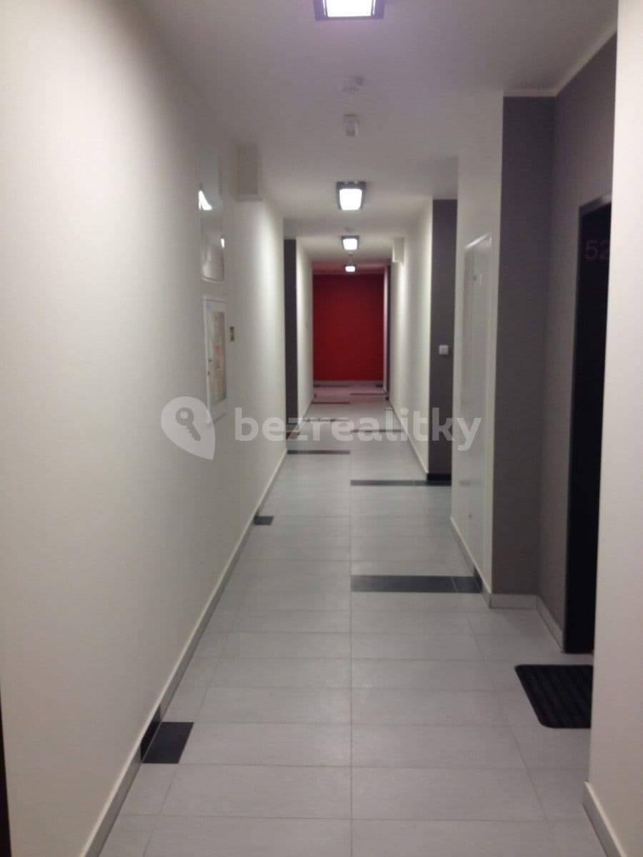 Studio flat to rent, 35 m², náměstí Junkových, Prague, Prague Studio flat to rent, 35 m², náměstí Junkových, Prague, Prague