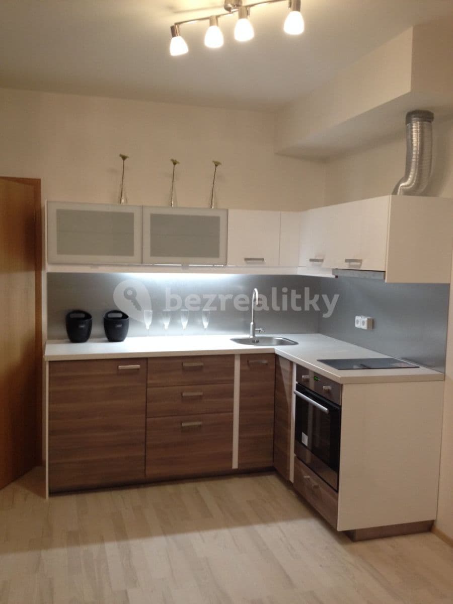 Studio flat to rent, 35 m², náměstí Junkových, Prague, Prague Studio flat to rent, 35 m², náměstí Junkových, Prague, Prague