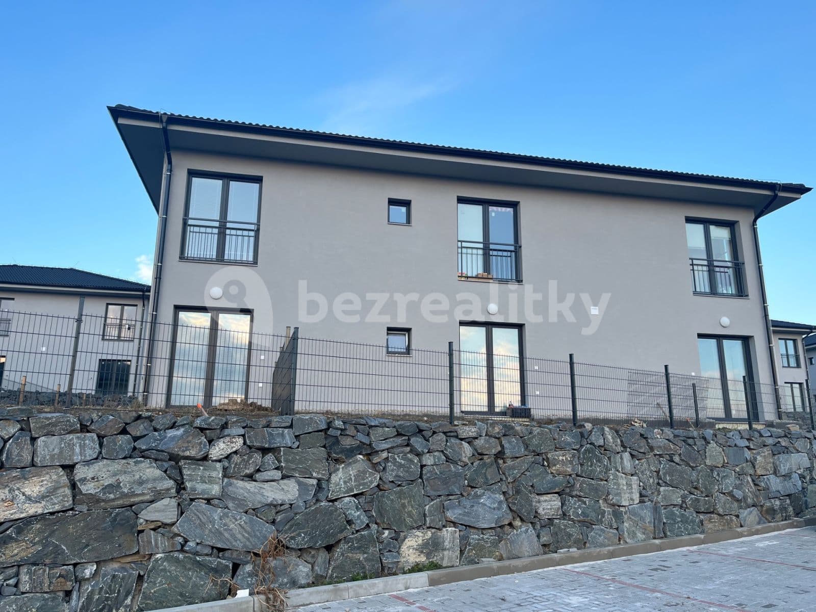 Studio flat to rent, 32 m², Ve Stráni, Herink, Středočeský Region Studio flat to rent, 32 m², Ve Stráni, Herink, Středočeský Region