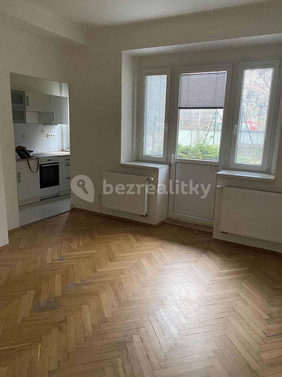 1 bedroom with open-plan kitchen flat to rent, 38 m², Podbělohorská, Prague, Prague 1 bedroom with open-plan kitchen flat to rent, 38 m², Podbělohorská, Prague, Prague